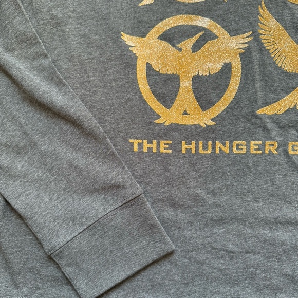 Gap Kids The Hunger Games Long Sleeve T-Shirt Size XXL 14/16 - Picture 8 of 14